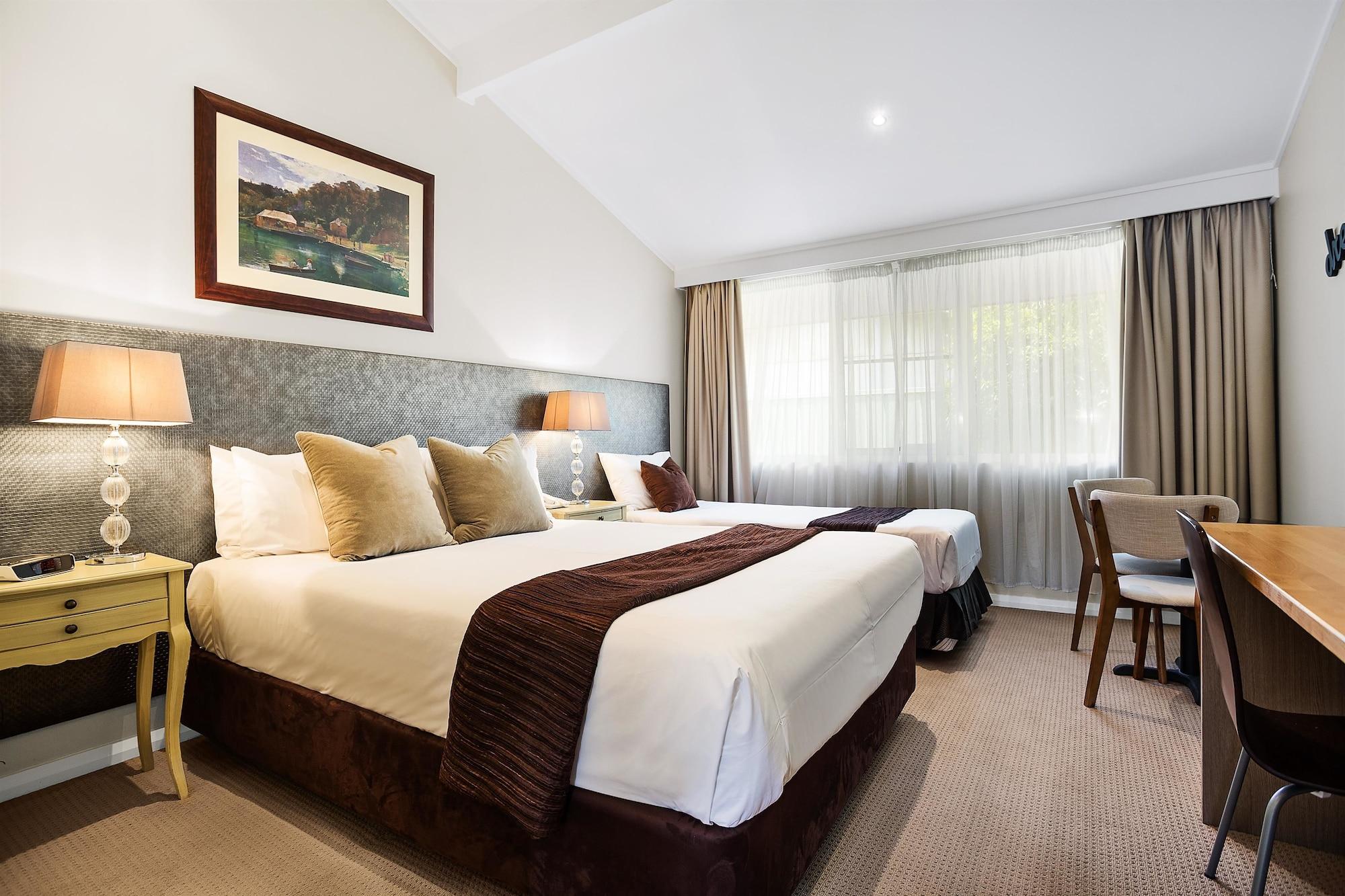 Best Western Sanctuary Inn Tamworth Exterior photo